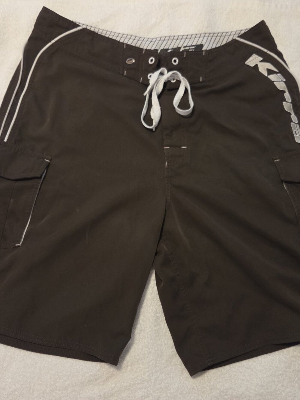 Kirra mens boardshorts 34, very good condition 10" inseam